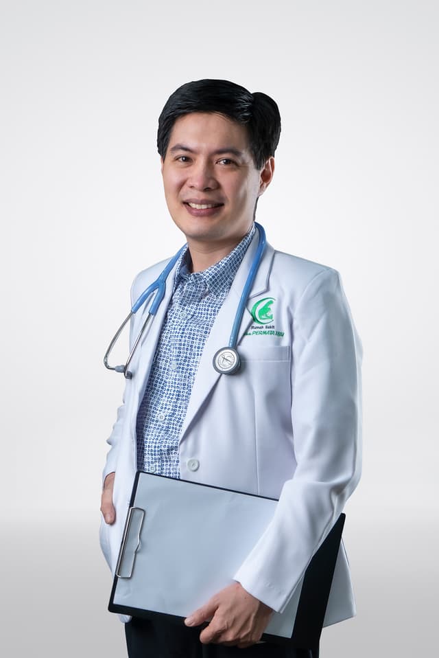 dr. Fendi, Sp.PD