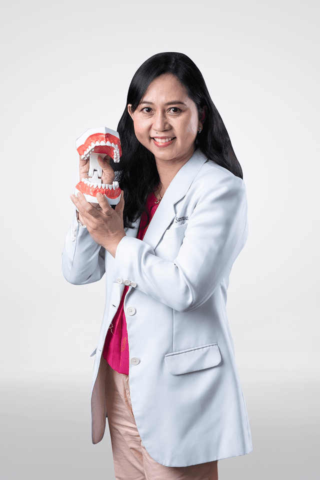 drg. Dewi Saraswati