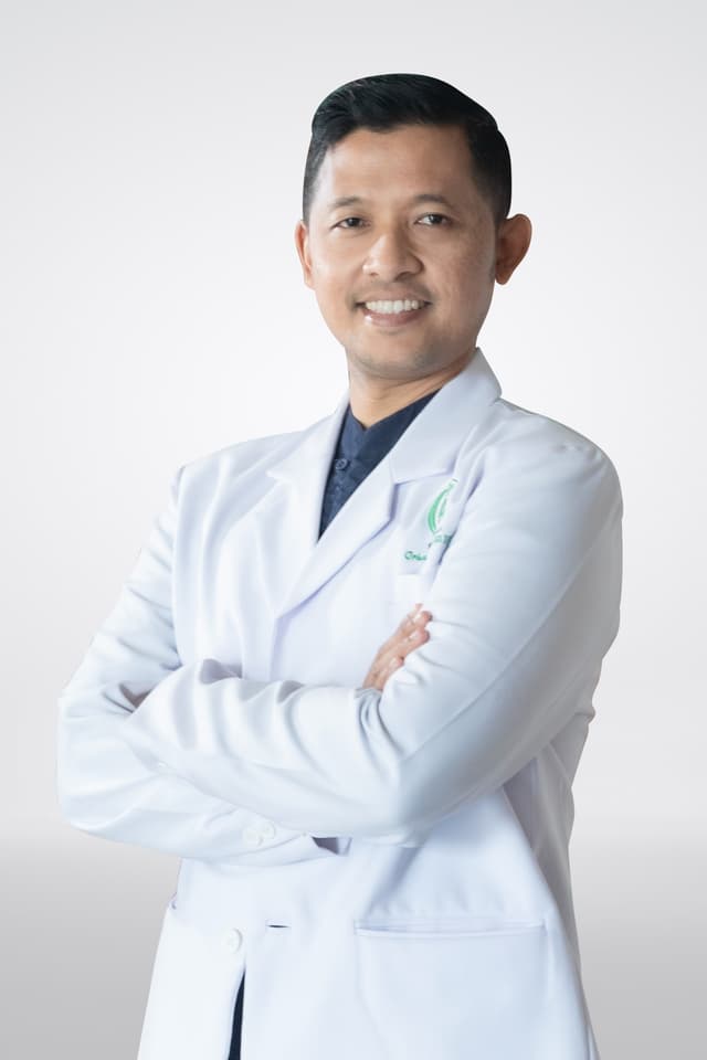 dr. Nur Akhmad Hidayatullah, Sp.PD