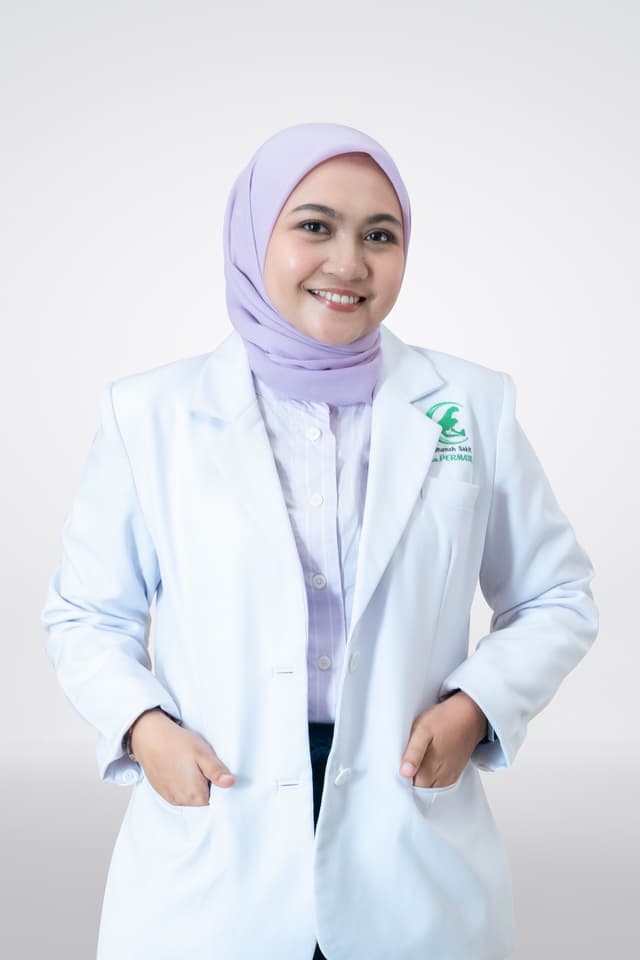dr. Arina Fatharani Adiningrat, Sp.GK